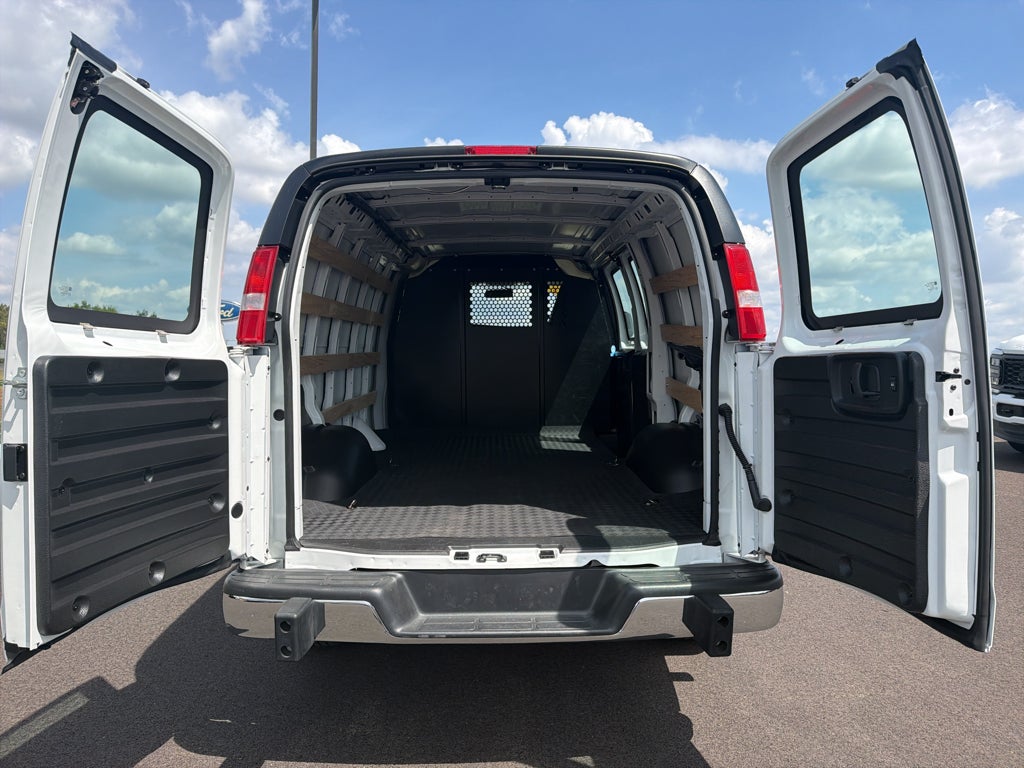 2025 Chevrolet Express Cargo Van Work Van