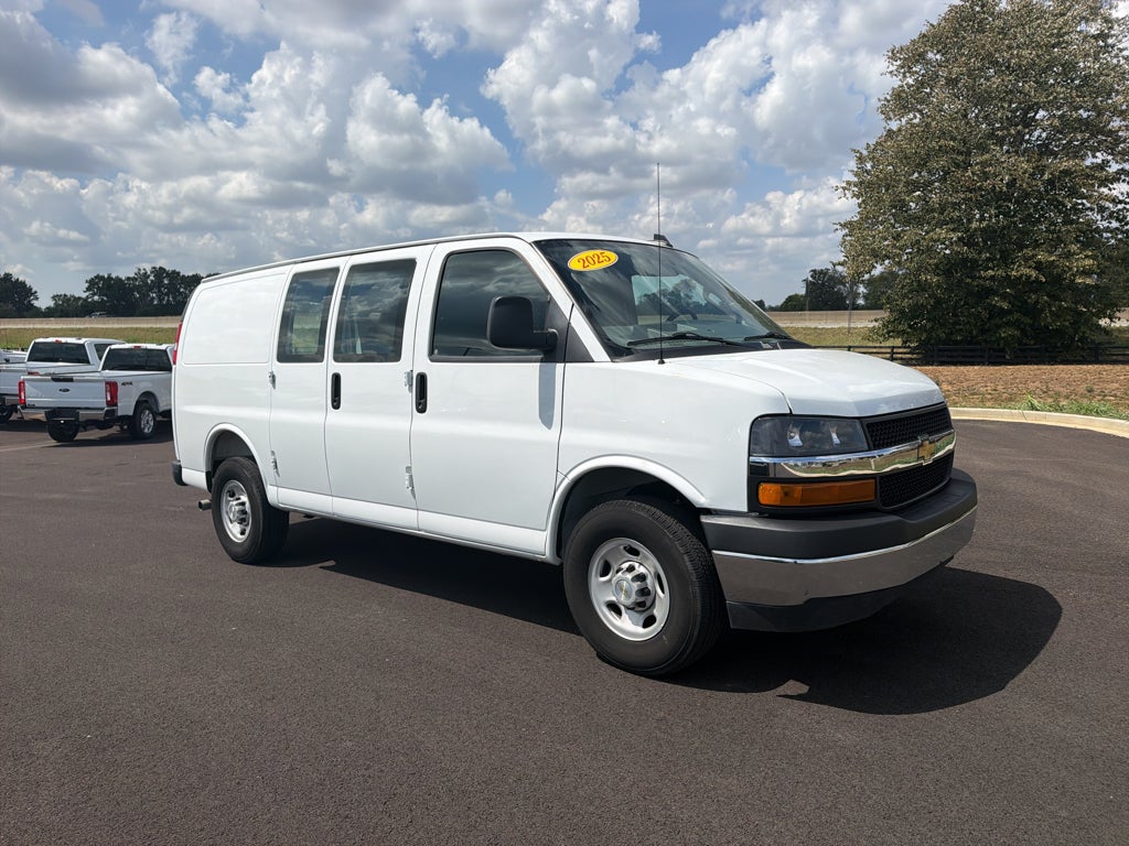 2025 Chevrolet Express Cargo Van Work Van