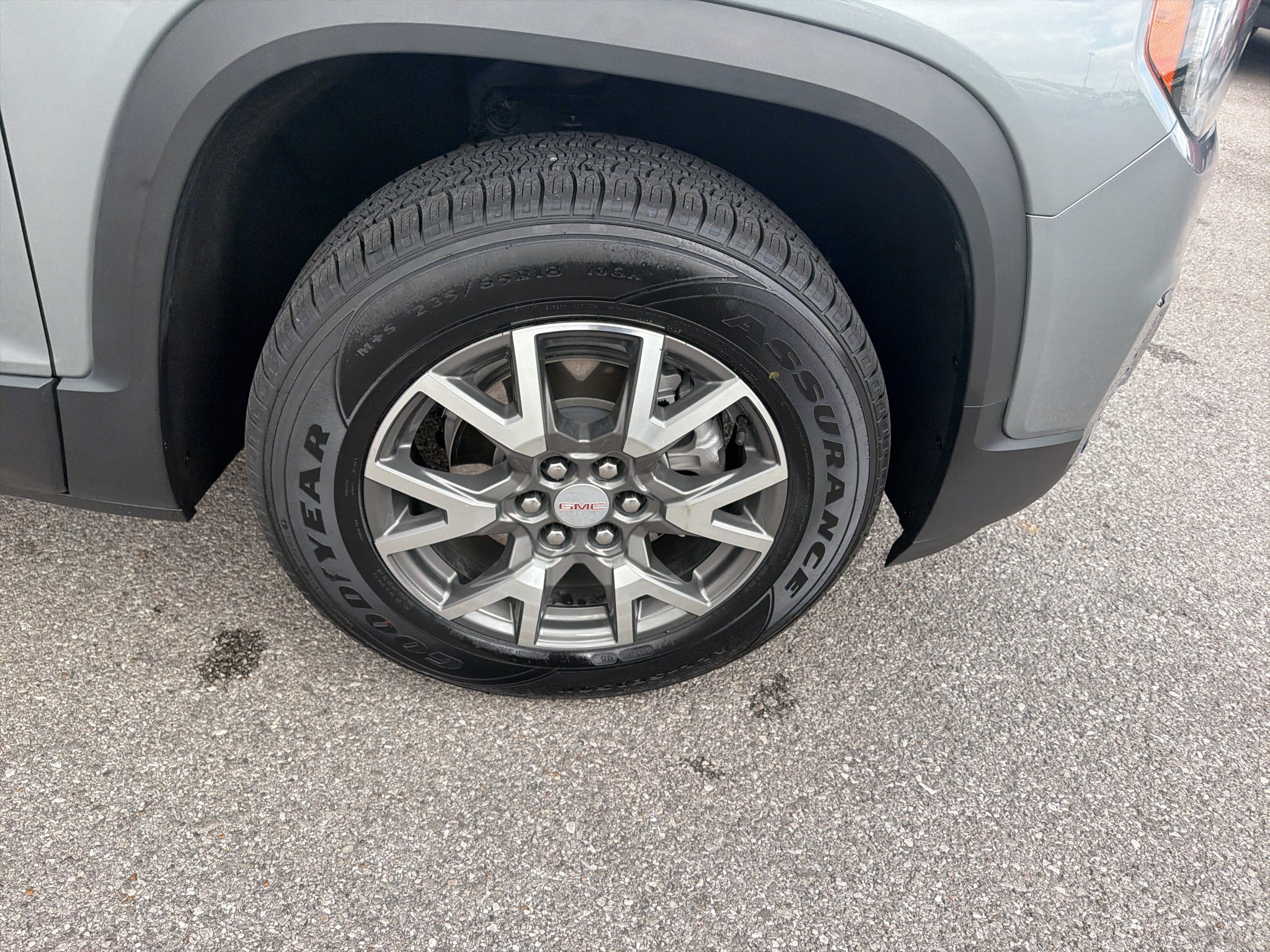 2023 GMC Acadia FWD SLE