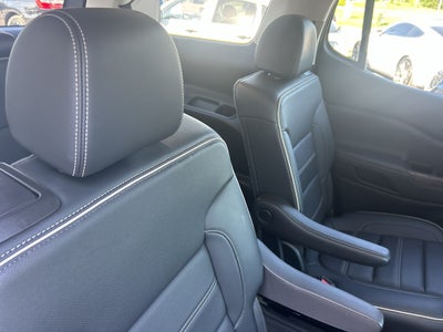 2022 GMC Acadia FWD Denali