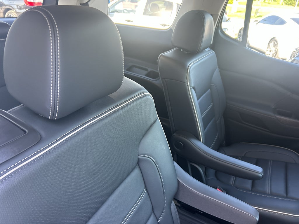 2022 GMC Acadia FWD Denali