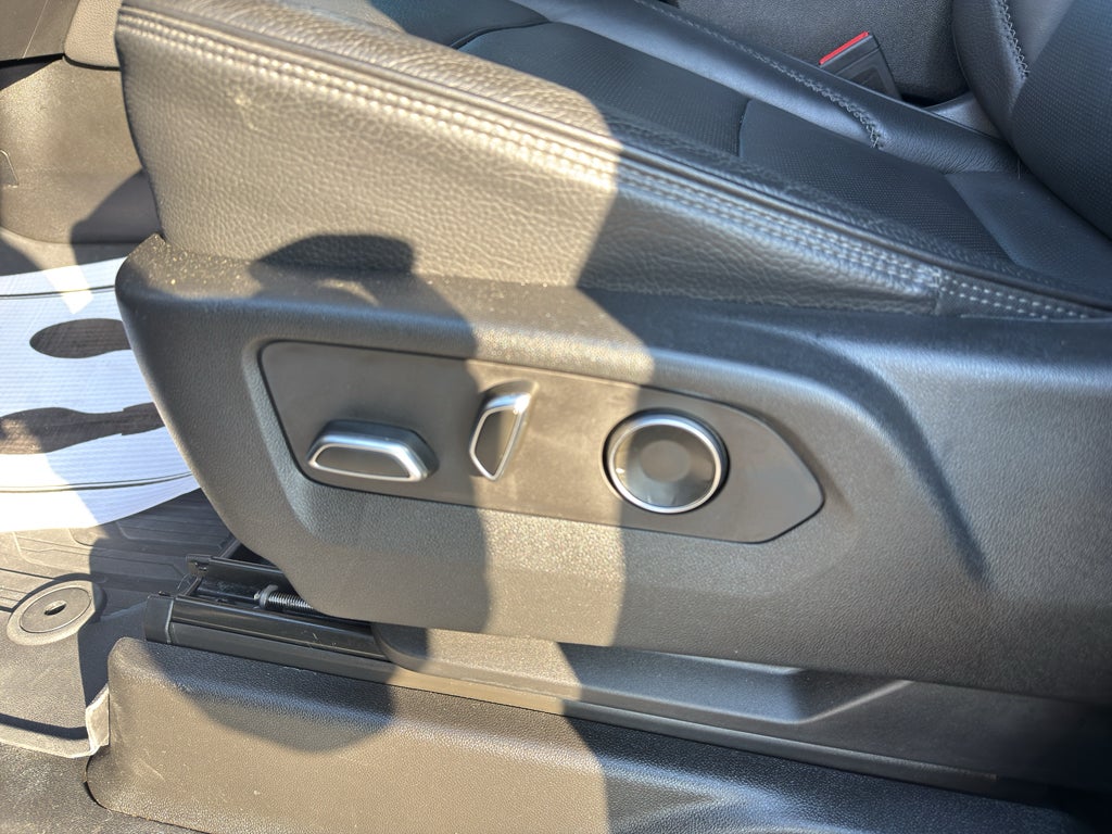 2023 GMC Yukon 4WD Denali