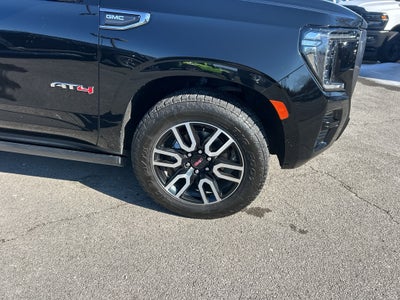 2022 GMC Yukon XL 4WD AT4