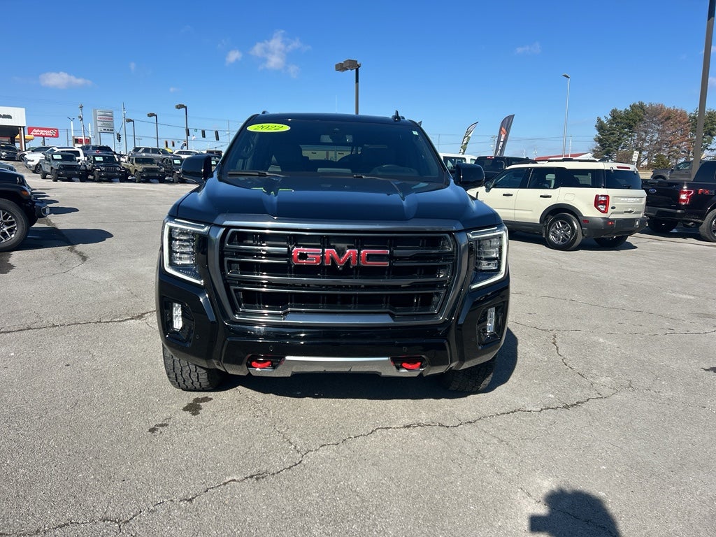 2022 GMC Yukon XL 4WD AT4