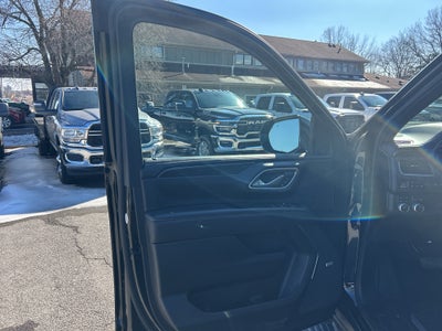 2022 GMC Yukon XL 4WD AT4