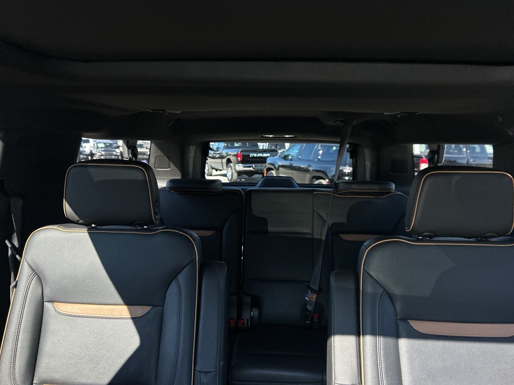 2022 GMC Yukon XL 4WD AT4