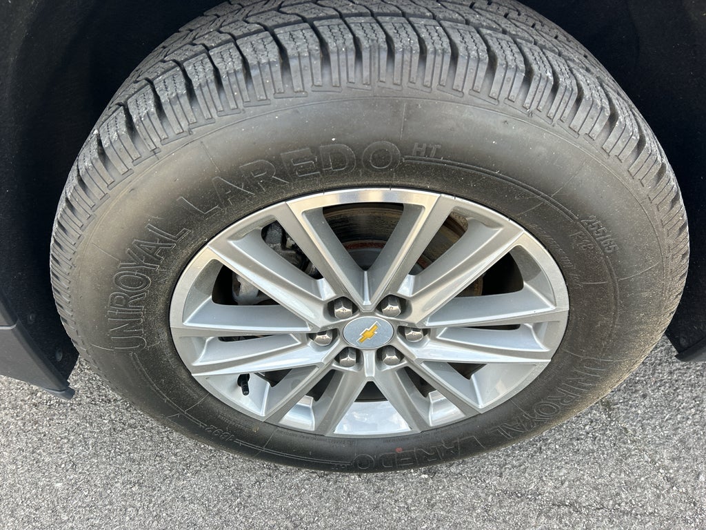 2022 Chevrolet Traverse FWD LT Cloth