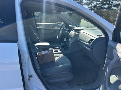 2017 Chevrolet Traverse LS