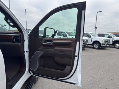 2024 GMC Sierra 3500HD 4WD Crew Cab Long Bed Denali