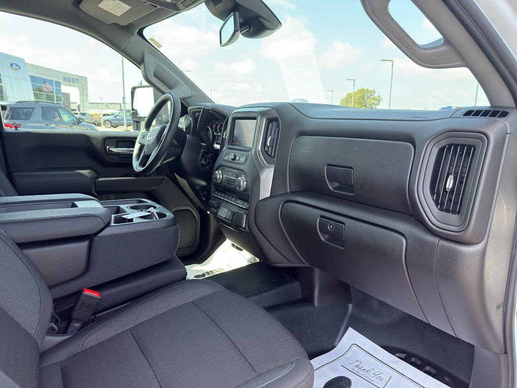 2026 GMC Sierra 2500 HD Crew Cab, Standard Bed, Pro, 4WD