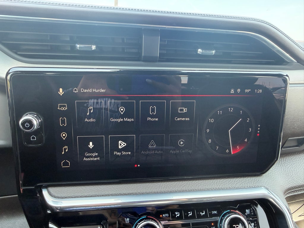 2025 GMC Sierra 2500HD 4WD Crew Cab Standard Bed Denali