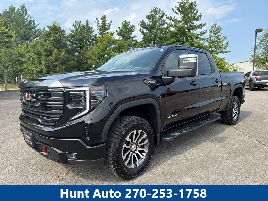 2023 GMC Sierra 1500 4WD Crew Cab Standard Box AT4