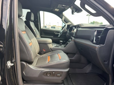 2023 GMC Sierra 1500 4WD Crew Cab Standard Box AT4