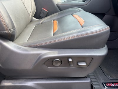 2023 GMC Sierra 1500 4WD Crew Cab Standard Box AT4