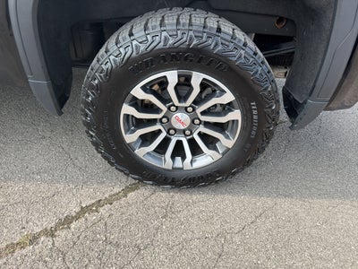 2023 GMC Sierra 1500 4WD Crew Cab Standard Box AT4