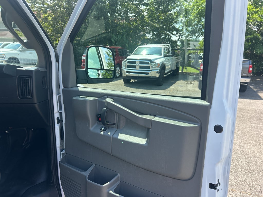 2025 GMC Savana Cargo RWD 2500 Regular Wheelbase Work Van