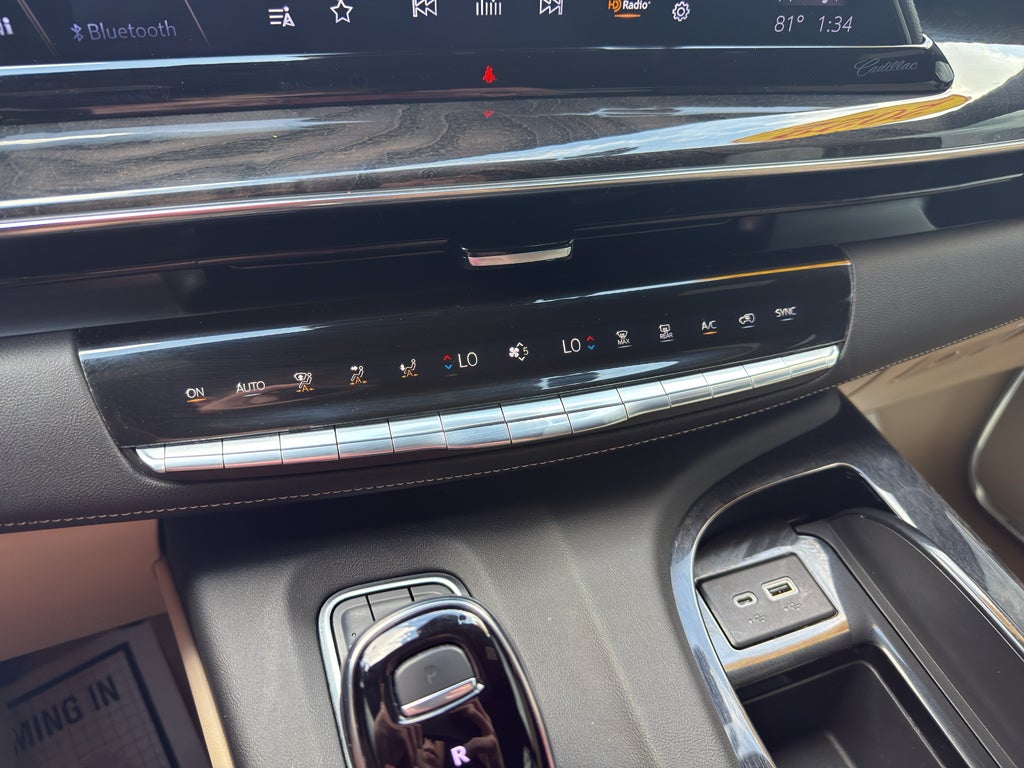 2022 Cadillac Escalade ESV Premium Luxury