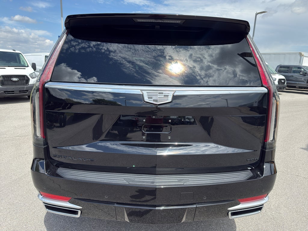 2022 Cadillac Escalade ESV Premium Luxury