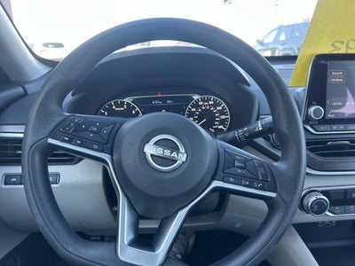 2023 Nissan Altima SV FWD