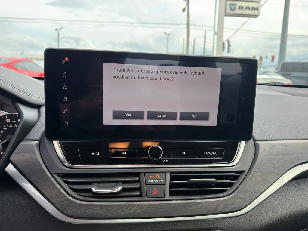 2023 Nissan Altima SV FWD