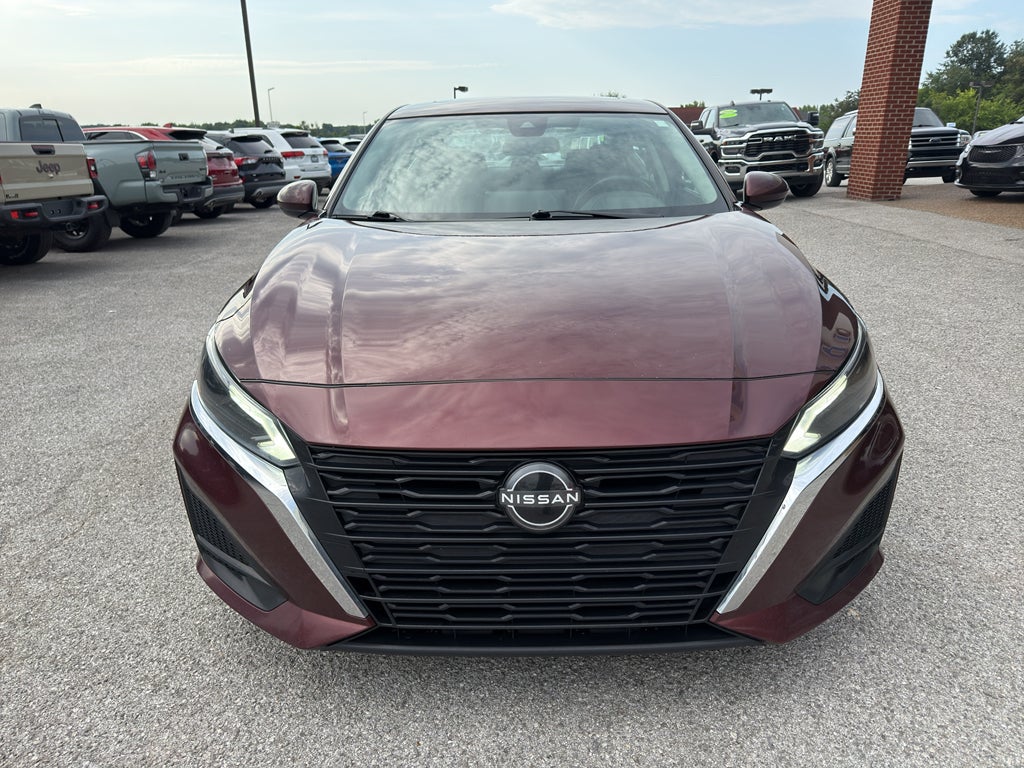 2023 Nissan Altima SV FWD