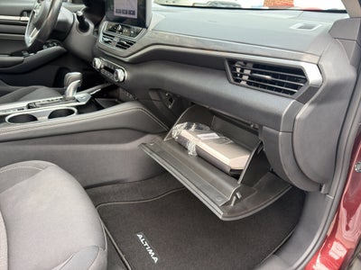 2023 Nissan Altima SV FWD