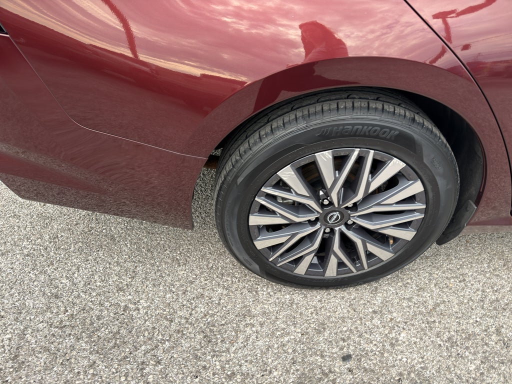 2023 Nissan Altima SV FWD