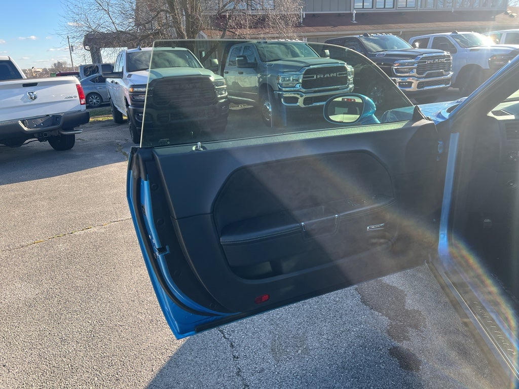 2010 Dodge Challenger SRT8