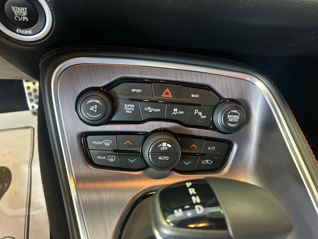 2015 Dodge Challenger R/T Plus Shaker