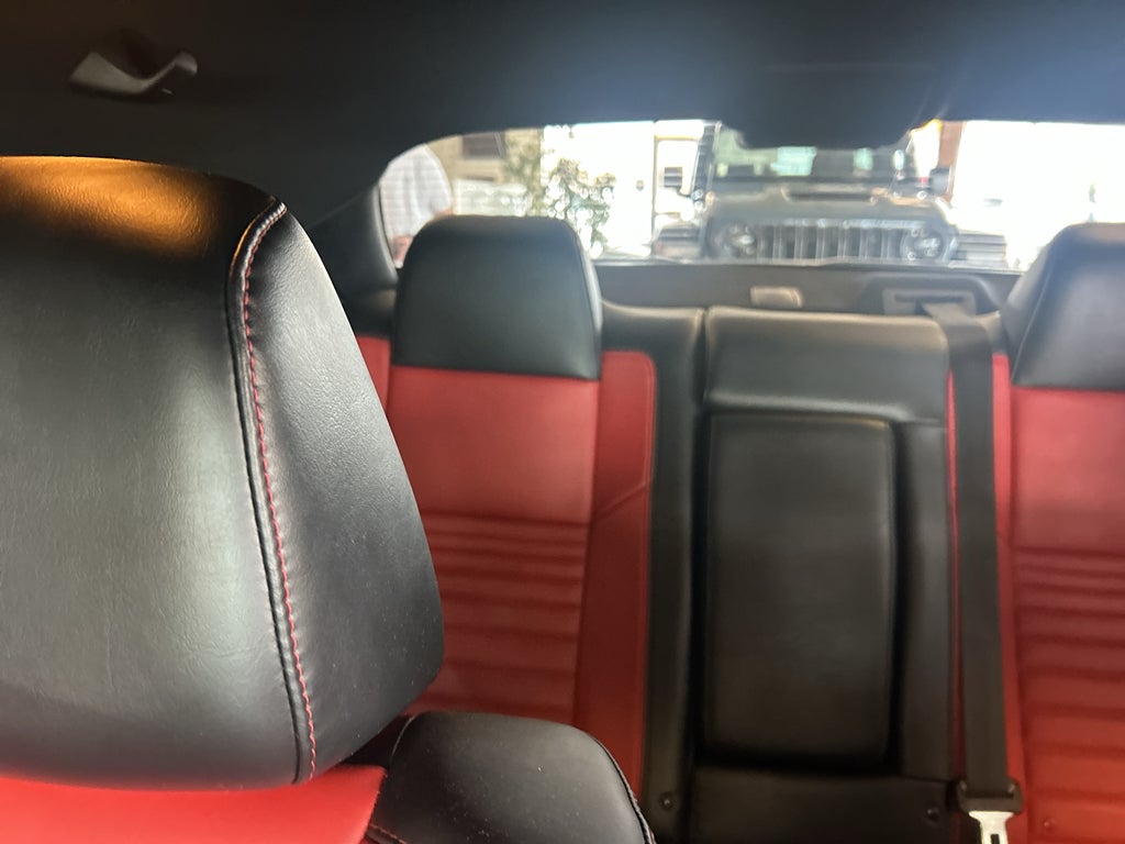 2015 Dodge Challenger R/T Plus Shaker
