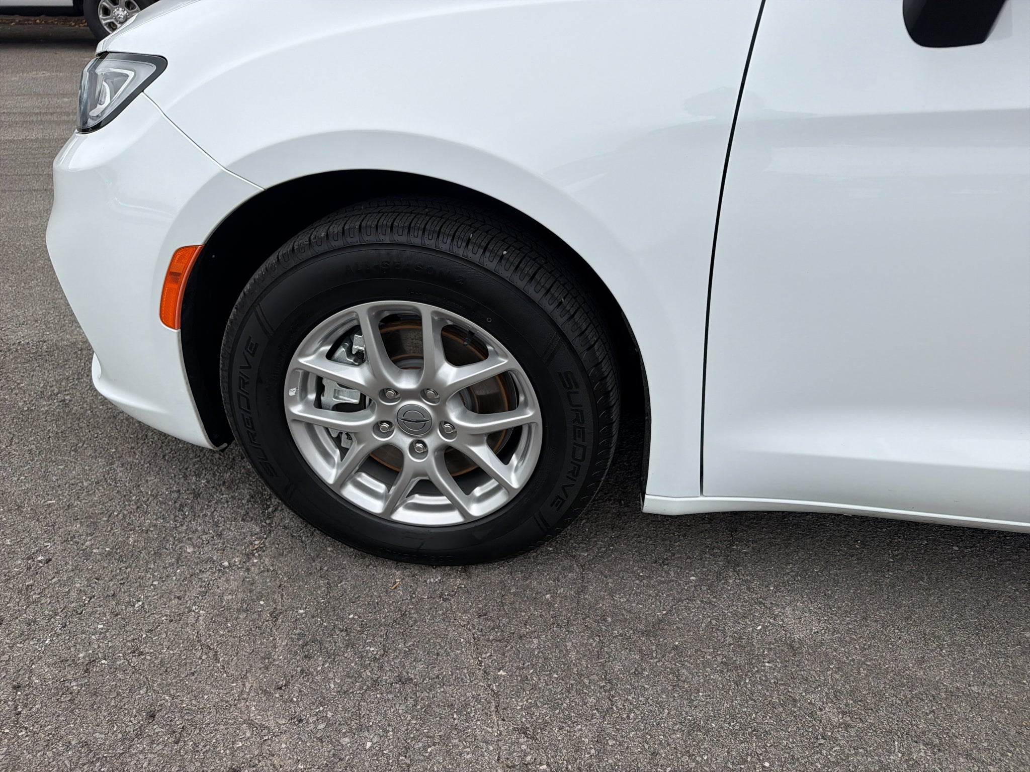 2025 Chrysler Pacifica Select