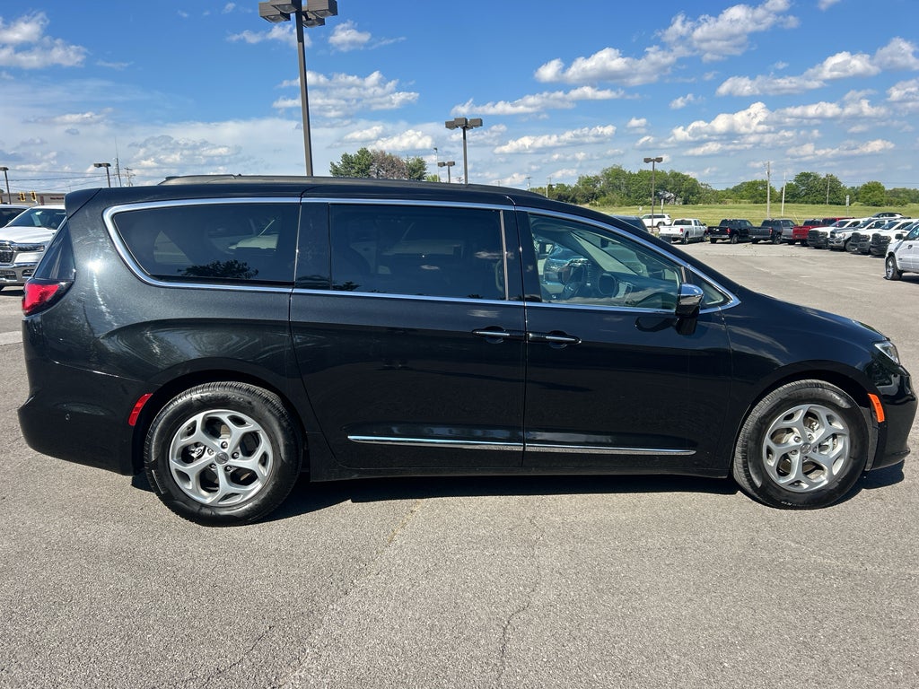 2023 Chrysler Pacifica Limited
