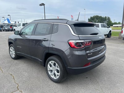 2024 Jeep Compass Latitude 4x4