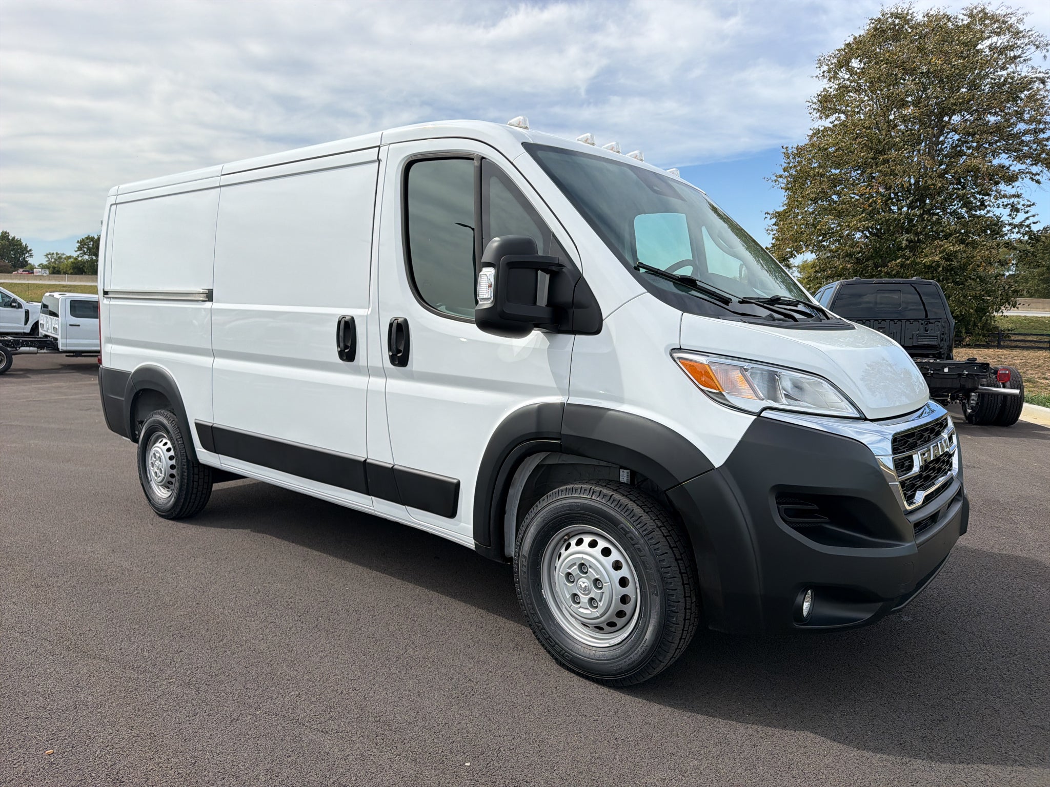2025 RAM ProMaster 2500 Cargo Van Tradesman Low Roof 136' WB w/Pass Seat