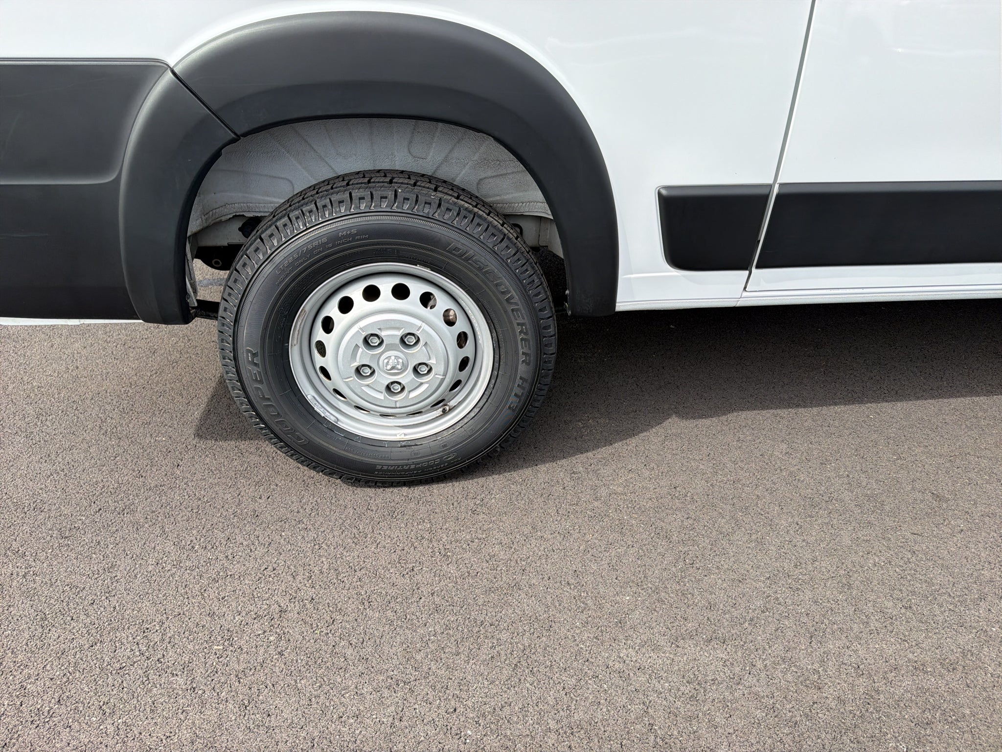 2025 RAM ProMaster 2500 Cargo Van Tradesman Low Roof 136' WB w/Pass Seat