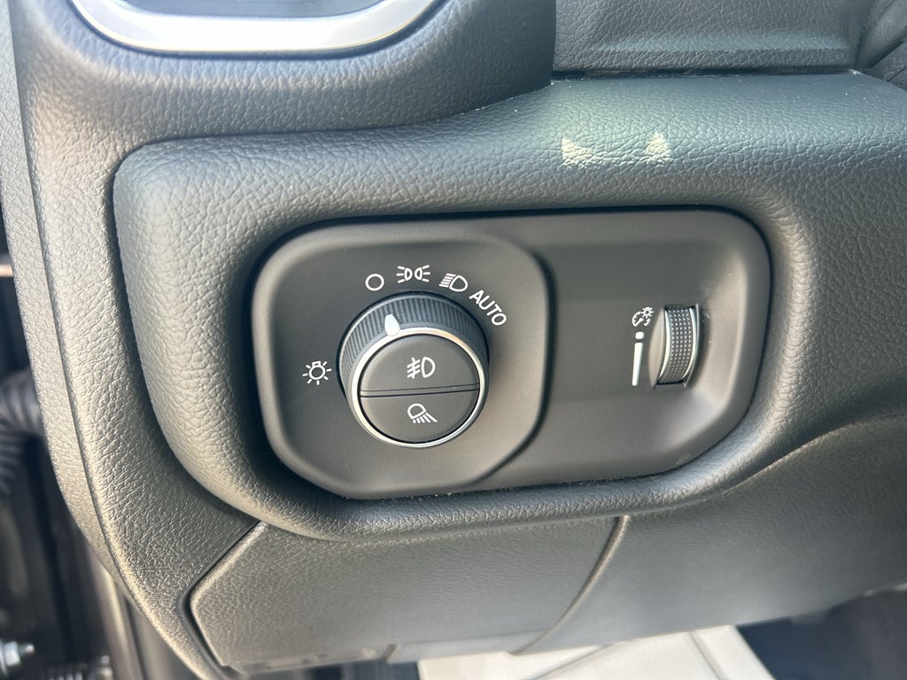 2026 RAM 2500 Big Horn Crew Cab 4x4 6'4' Box
