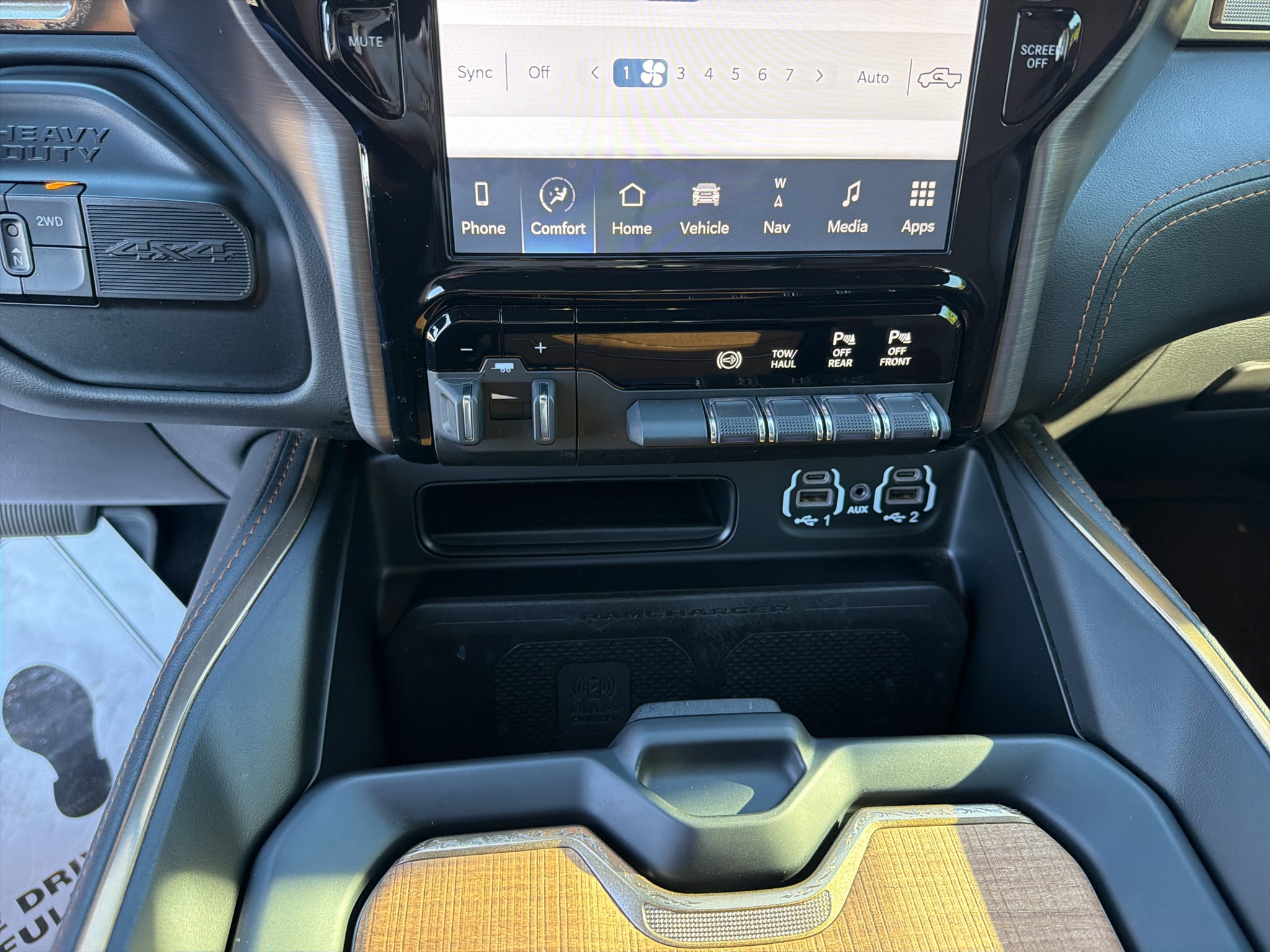 2024 RAM 2500 Limited Longhorn Crew Cab 4x4 6'4' Box