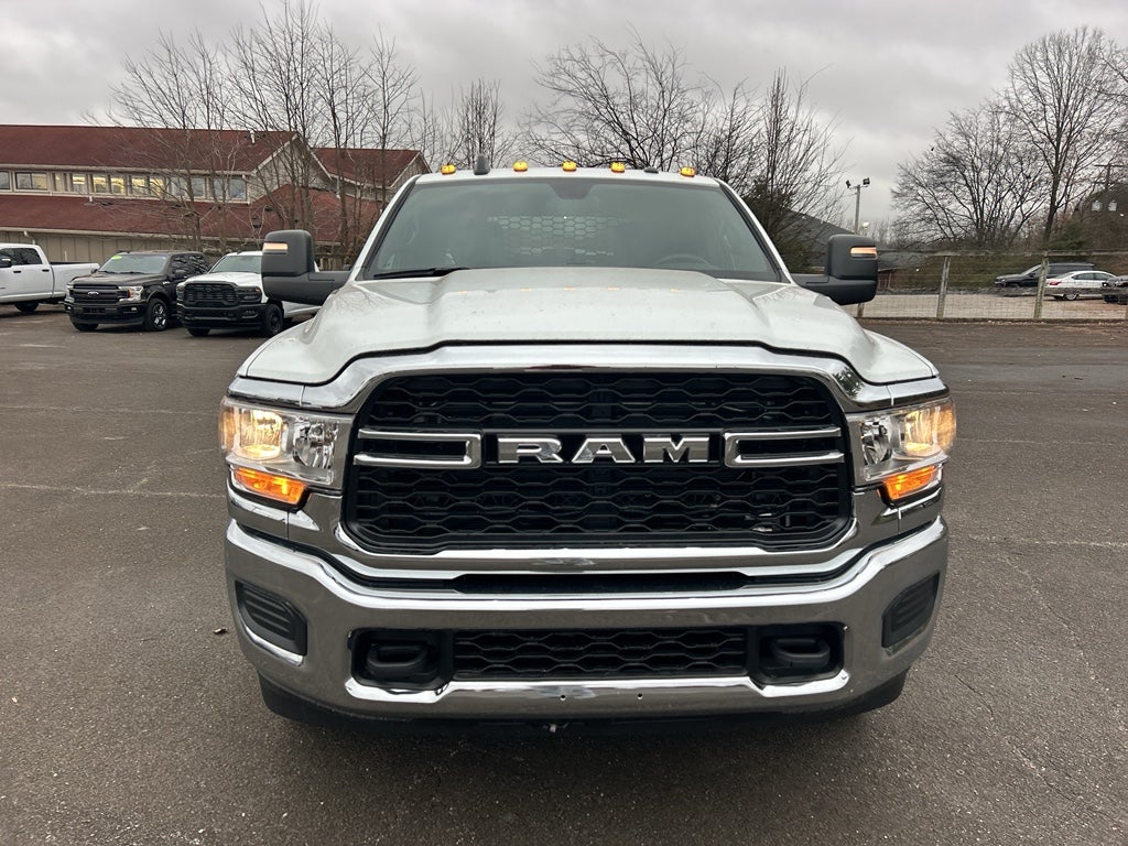 2024 RAM 3500 Chassis Tradesman/SLT/Laramie/Limited