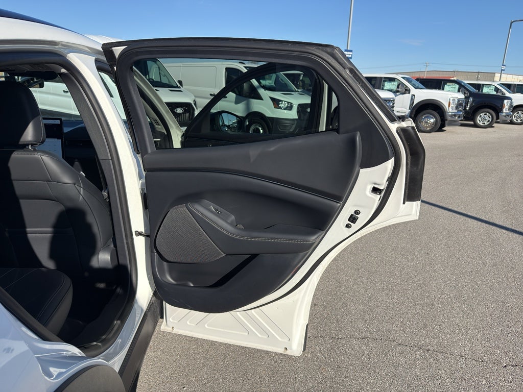 2025 Ford Mustang Mach-E Select