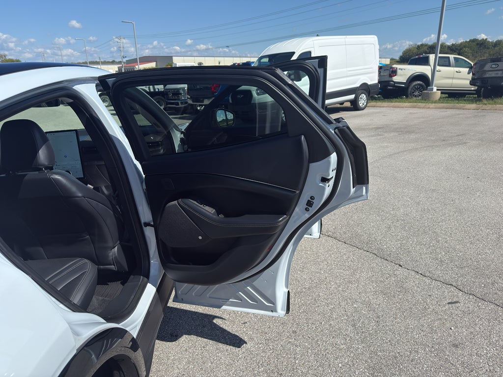 2022 Ford Mustang Mach-E Premium