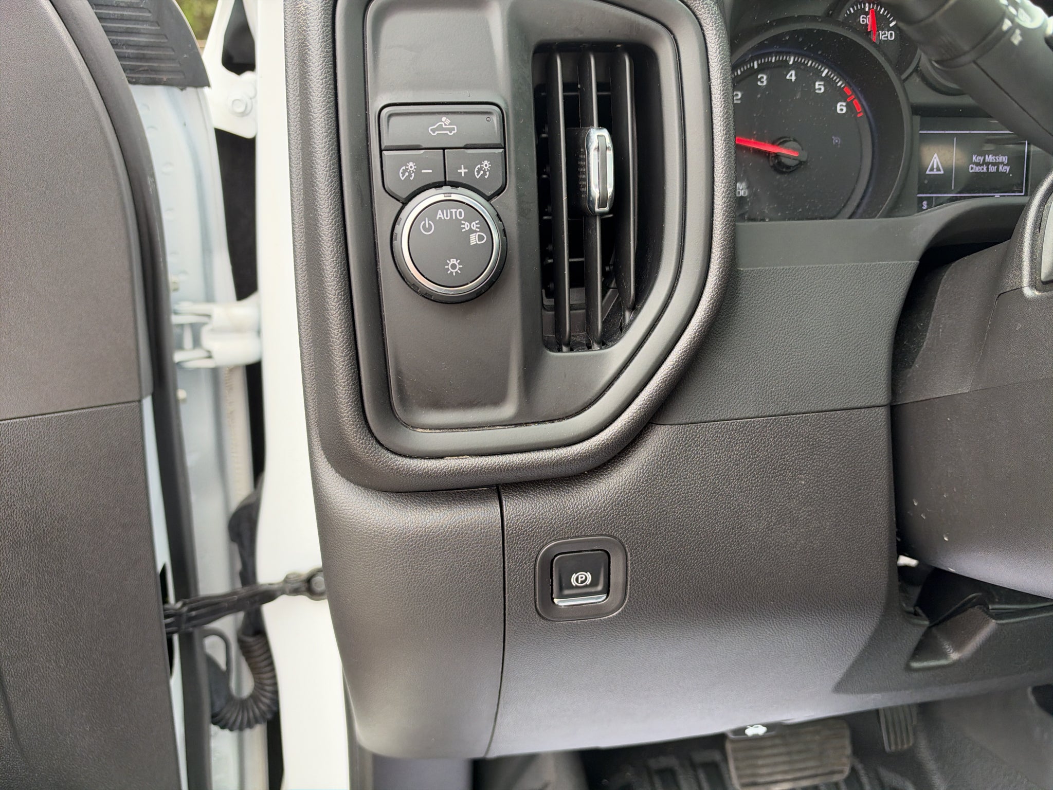 2025 Chevrolet Silverado 1500 2WD Regular Cab Long Bed WT