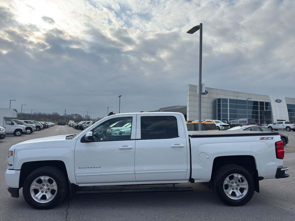 2017 Chevrolet Silverado 1500 2LT