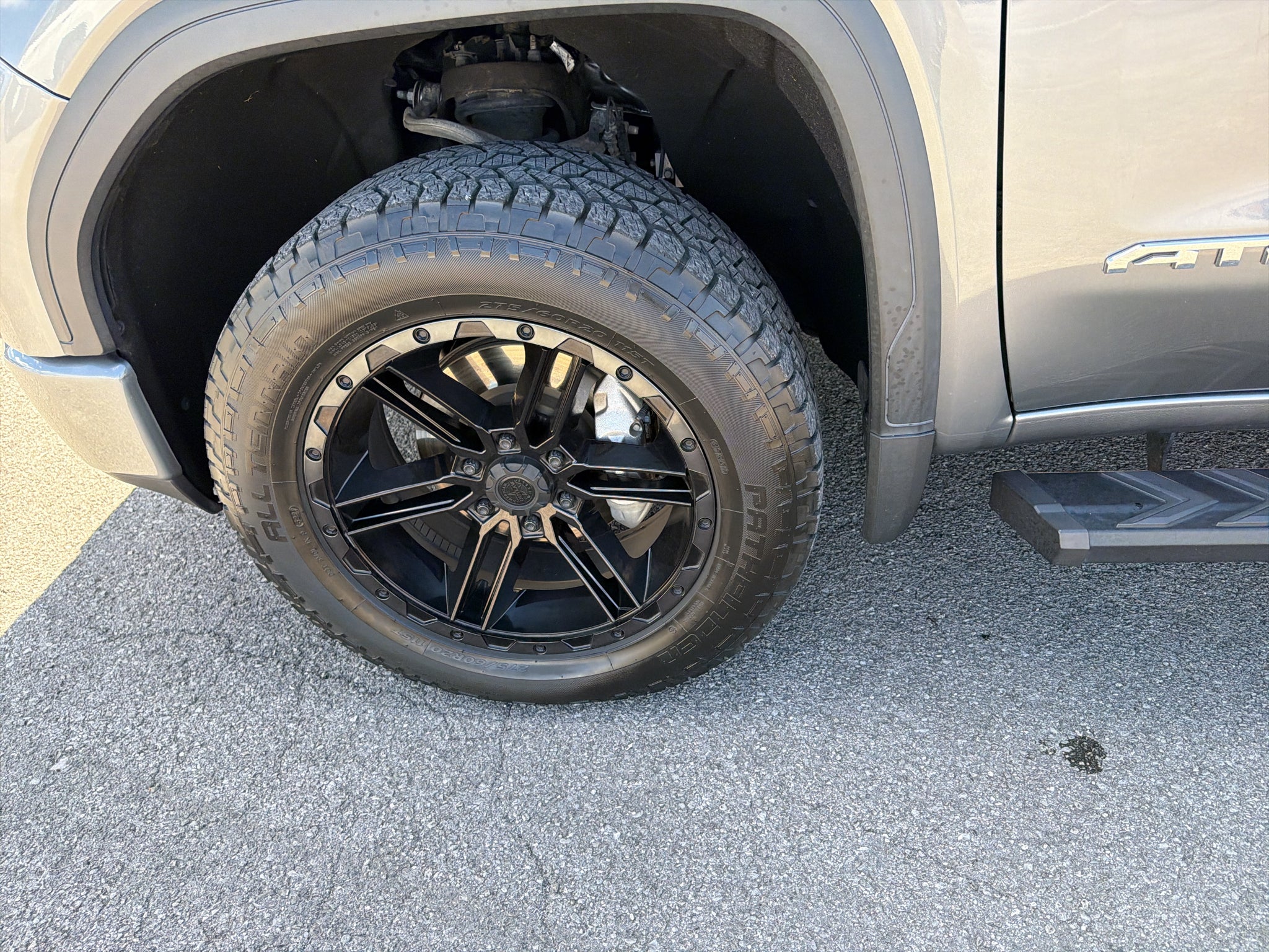 2021 GMC Sierra 1500 4WD Crew Cab Short Box AT4