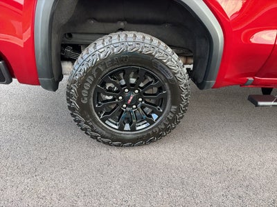 2023 GMC Sierra 1500 4WD Crew Cab Short Box AT4X