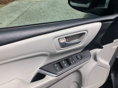 2016 Toyota Camry XLE