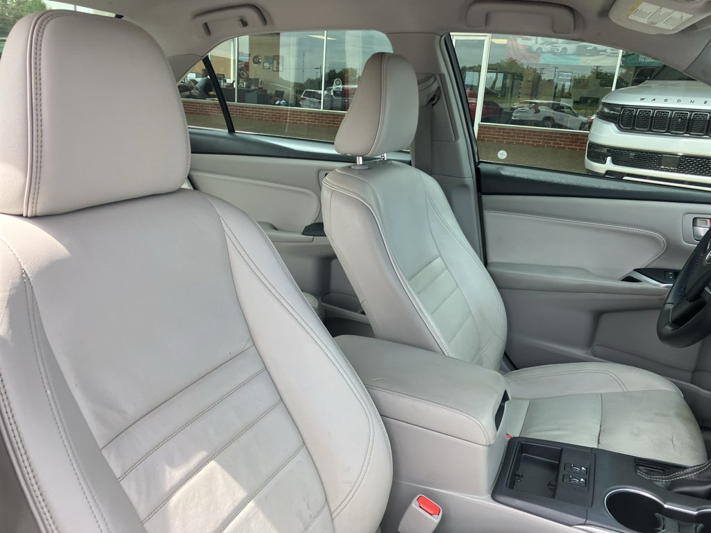 2016 Toyota Camry XLE
