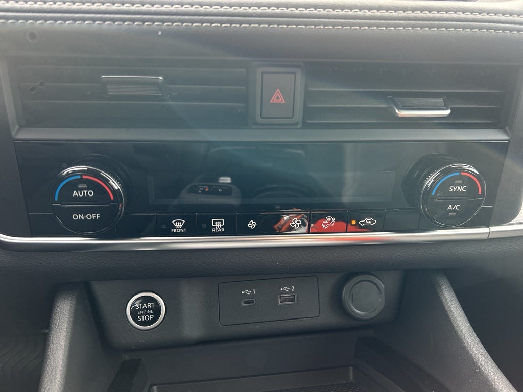 2023 Nissan Rogue SV FWD