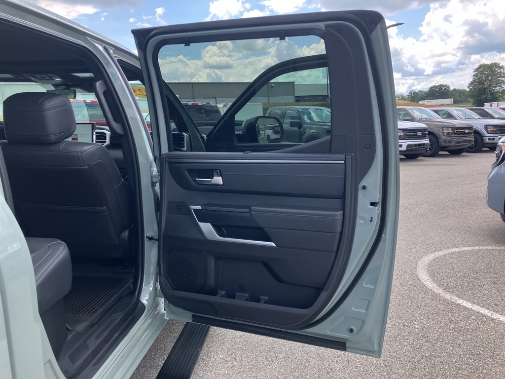 2025 Toyota Tundra Platinum