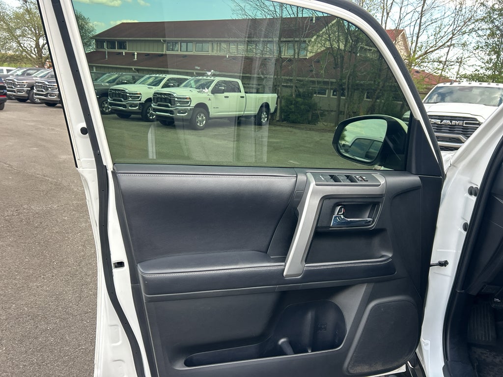 2018 Toyota 4Runner SR5