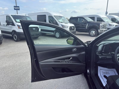 2023 Hyundai Elantra SEL